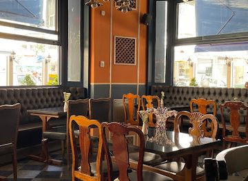 greece/thessaloniki/ano-poli/bar/franky-s-funky-wine