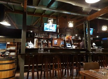 argentina/northern-patagonia/bar/mako-fuegos-y-vinos