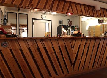 norway/finnmark/bar/maras-pub