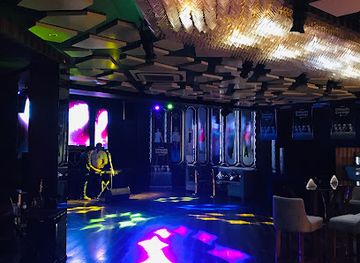 india/jaipur/pink-city/bar/f-bar-and-lounge