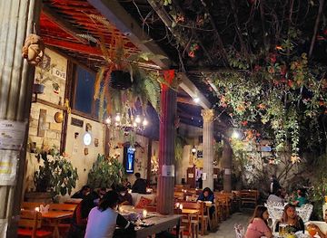 guatemala/huehuetenango/bar/opera-catedral