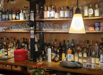 germany/bremen/altstadt/bar/schnoor-destille-bremen