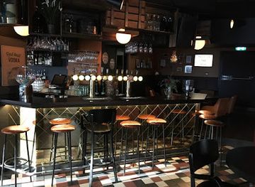 sweden/halland/bar/harrys