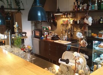 austria/vienna/wahring/bar/oskar-by-takan-s