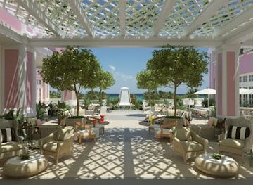 the-bahamas/ragged-island/bar/bungalow-pool-bar-grill