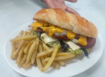 papua-new-guinea/goroka/bar/gold-bell-cafe