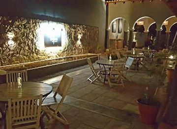 argentina/cafayate/bar/bad-brothers-wine-experience