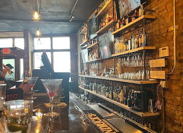 ohio/dayton/oregon-district/bar/nextdoor