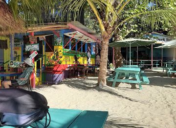 jamaica/negril-area/bar/sunnyside-bar