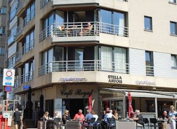 belgium/blankenberge/bar/cafe-royal