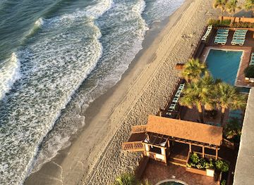south-carolina/sea-islands/bar/rising-tides-beach-bar