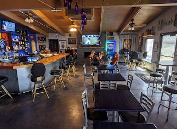 arizona/mohave-county/bar/hooch-s-66-bar-grill
