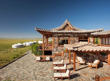 mongolia/khar-nuur/bar/three-camel-lodge