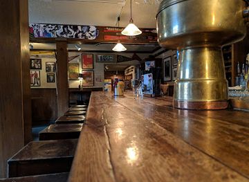 idaho/sawtooth/bar/the-cellar-pub