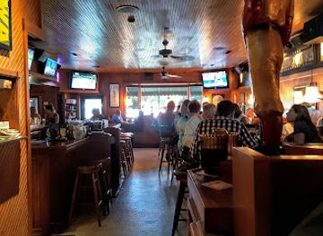 iowa/dutch-heritage-area/bar/francies