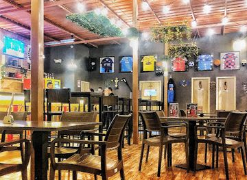 ecuador/los-rios-region/bar/rooftop-sport-bar