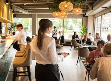 norway/finnmark/bar/gustus-vinbar