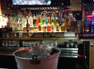 south-dakota/palisades-state-park/bar/red-eye-bar-casino