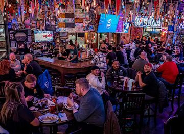 canada/manitoba/bar/leopold-s-tavern-winnipeg-transcona