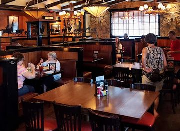 illinois/grand-prairie/bar/longhorn-steakhouse