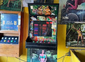 jamaica/john-crow-mountains/bar/mitsy-s-paradise-bar