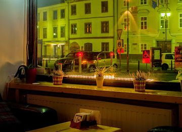slovenia/maribor/bar/the-living-room