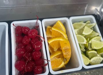 the-bahamas/eleuthera/bar/the-dilly-tree-players-lounge