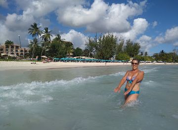 barbados/south-coast/bar/chicken-george-yankey-joe-s-beach-bar