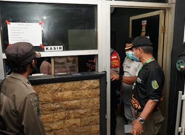 indonesia/central-kalimantan/bar/billiard-gajah-mungkur-bar