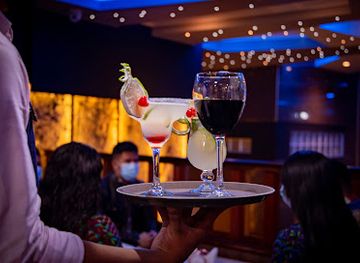 guatemala/lake-atitlan/bar/gold-bar