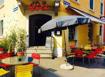 switzerland/zurich/bar/poli-bar