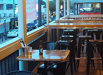 australia/adelaide/glenelg/bar/fourth