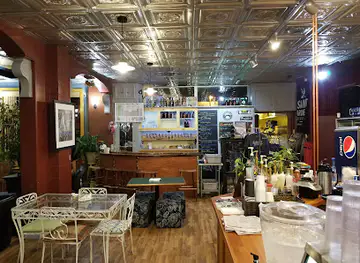 Dawg House BBQ And Brew