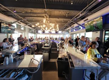 new-york/western-new-york/bar/patrick-s-rooftop