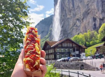 switzerland/lauterbrunnen-valley/bar/betty-s-corn-dogs