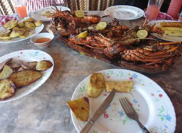 comoros/hamahamet/bar/plage-de-chomoni