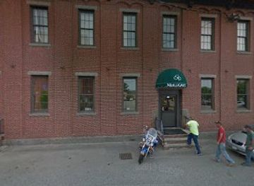 maine/biddeford/bar/sharkey-s-arcade-and-bar