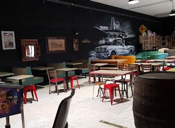 france/pays-de-la-loire/bar/la-kav-bar-et-cave-a-bieres-a-saint-sebastien-sur-loire