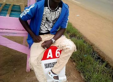 gabon/mayombe-forest/bar/couvre-feu-bar-amissa-chez-le-ministre