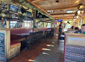 vermont/champlain-valley/bar/the-pour-house