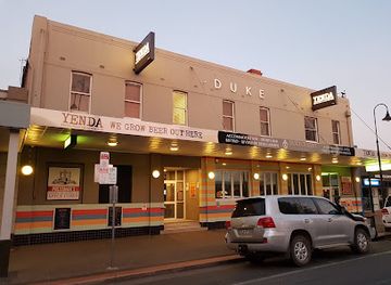 australia/riverina/bar/jungle-duke-hotel