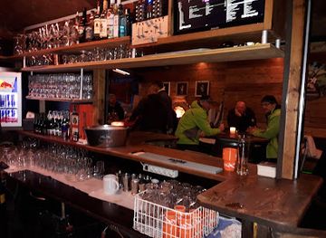 austria/saalbach-hinterglemm/bar/burgi-s-bar