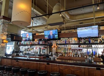 ohio/northwest-ohio/bar/bar-louie-perrysburg