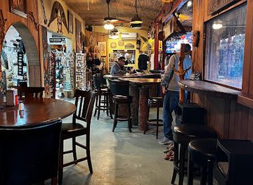 california/sequoia-national-park/bar/totem-market-gifts