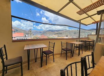 peru/huaraz/bar/cima-restaurant-and-bar