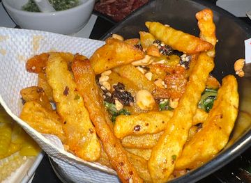 myanmar-burma/mandalay-region/bar/xxl-music-bar-lounge