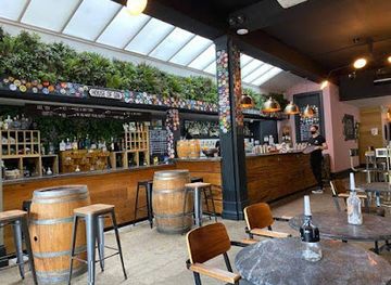 united-kingdom/worcestershire/bar/tonic-bar