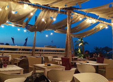 romania/constanta-mamaia/bar/crazy-beach