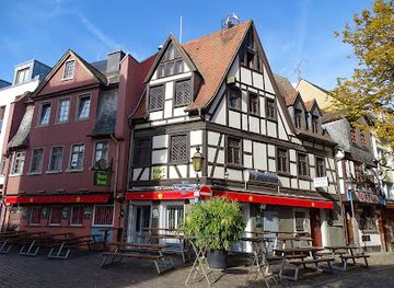 germany/frankfurt/sachsenhausen/bar/hot