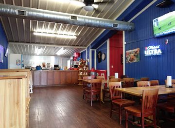 arkansas/lake-ouachita/bar/wards-crawfish-hole